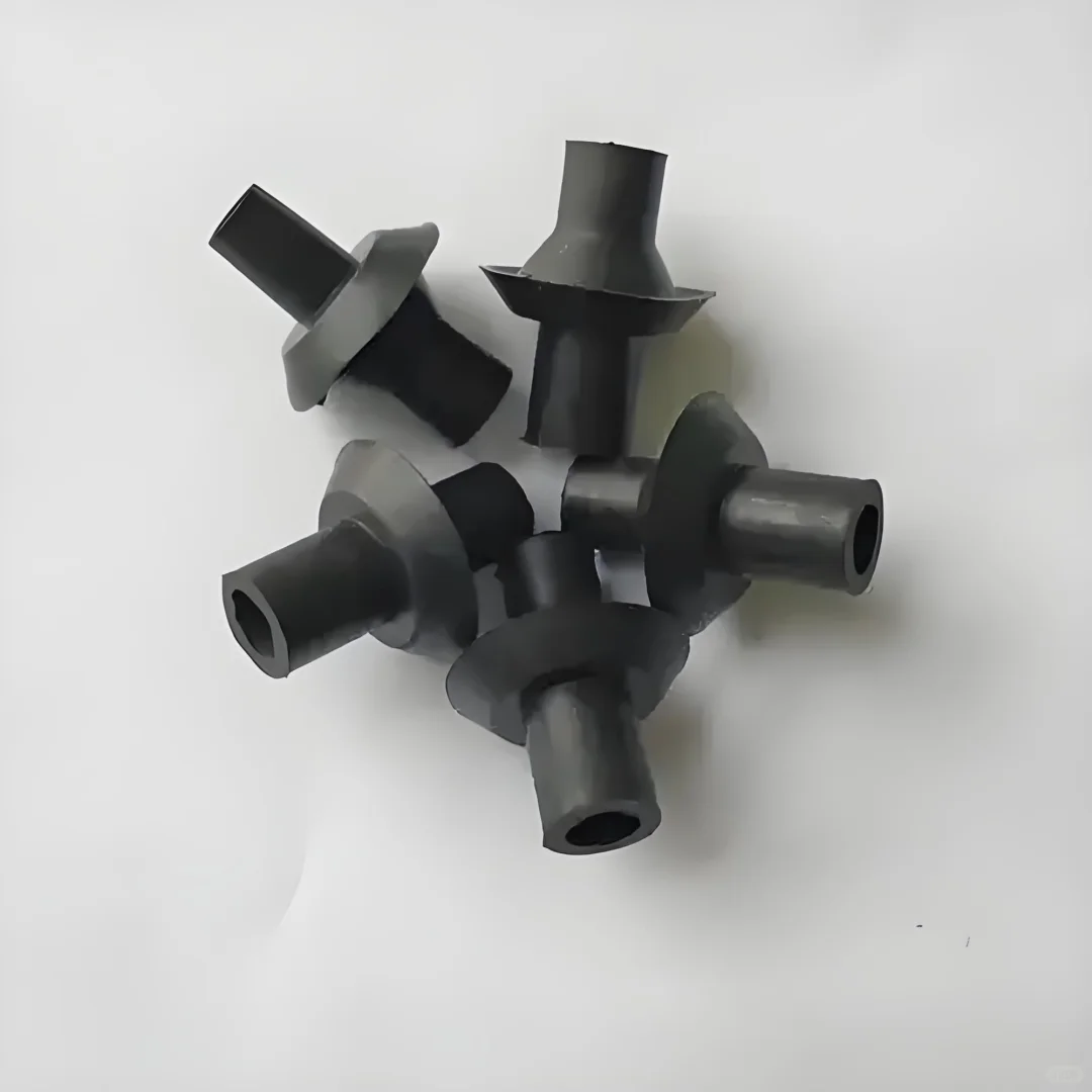 天然橡胶硅胶氟胶三元乙丙等异形加工定制。