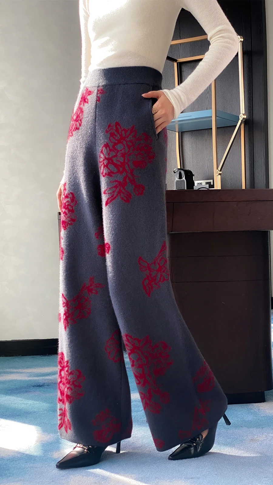 一眼就爱上这款裤子了，纯羊毛提花阔腿裤