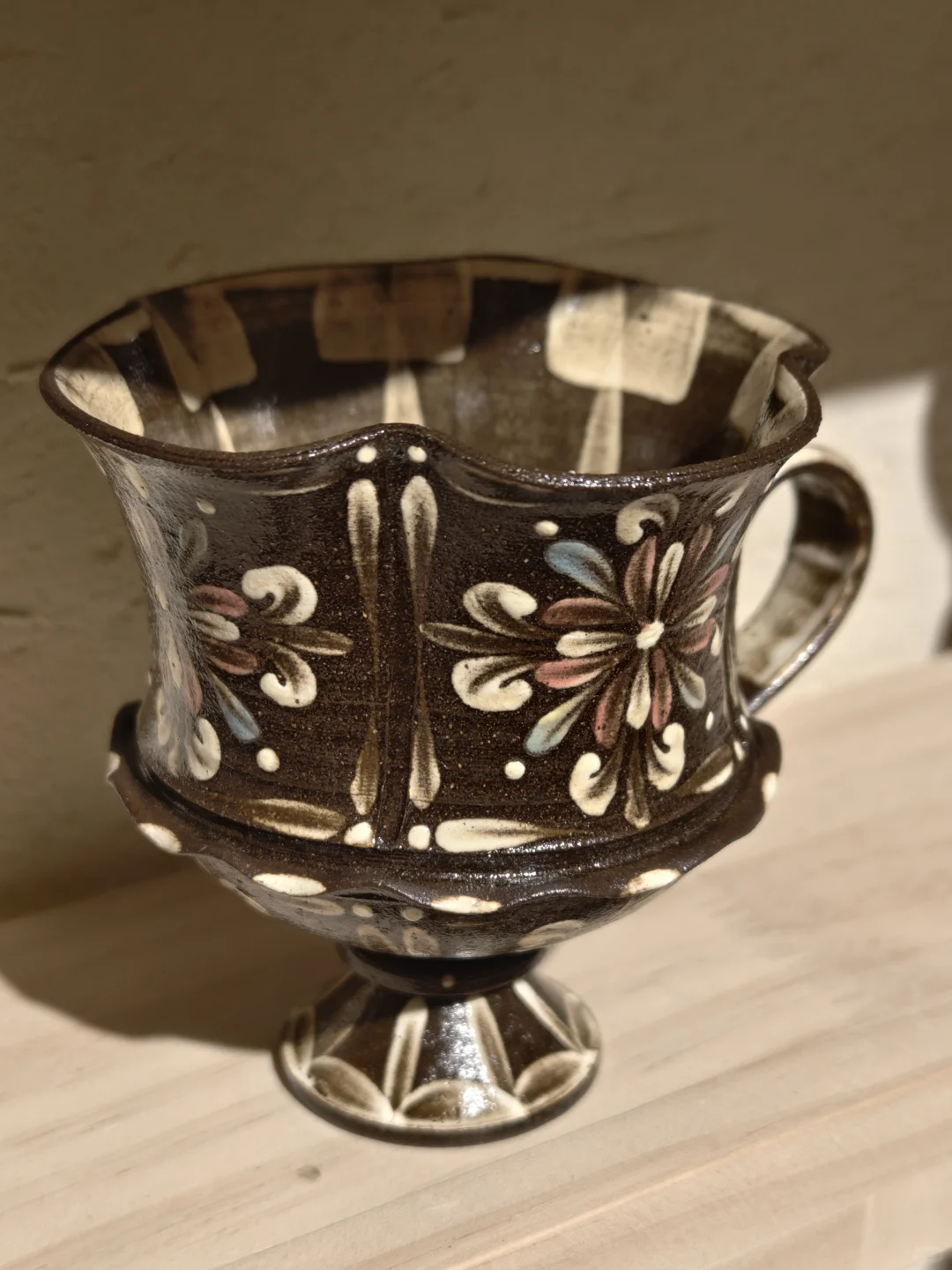 手绘黑陶咖啡杯最新出窑??超级氛围感