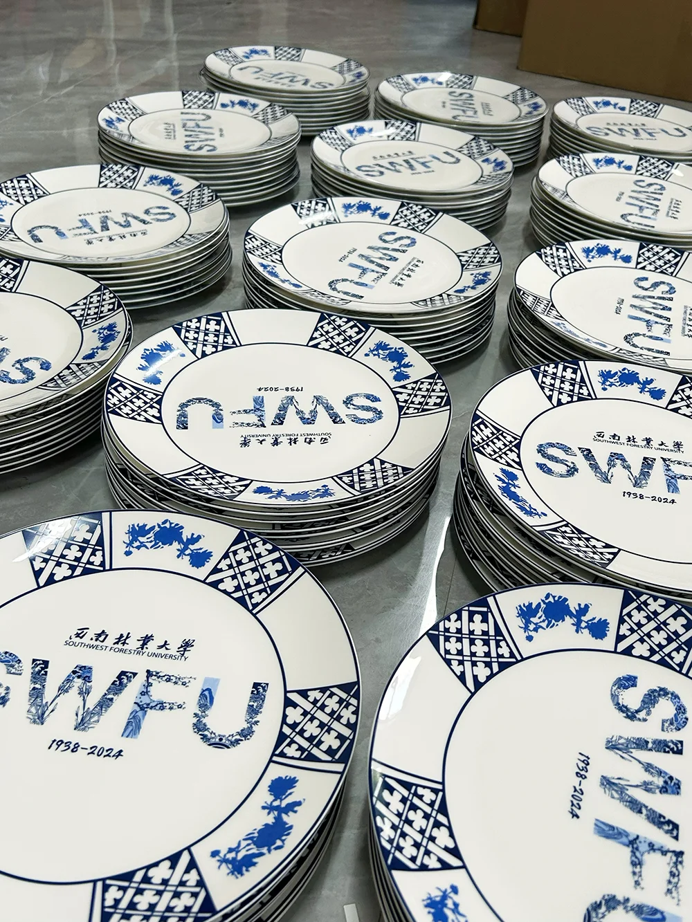 定制纪念盘必看！大牌都抢着合作的陶瓷工厂