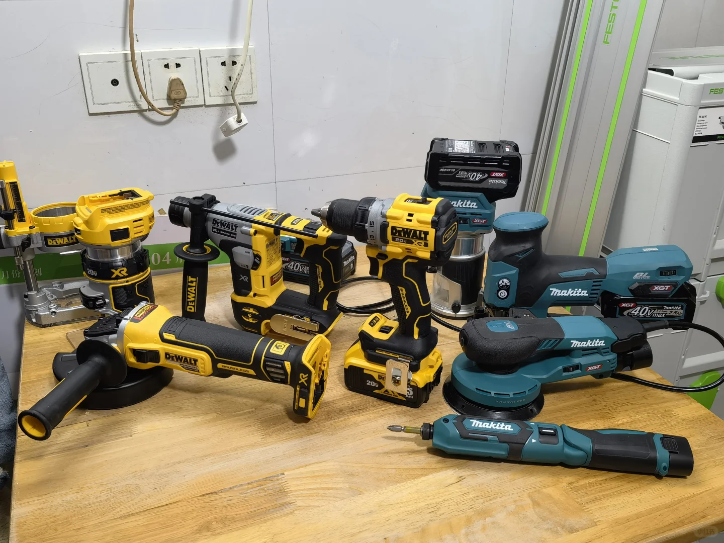 一圈学费交了下来，以后还是主修牧田跟得伟