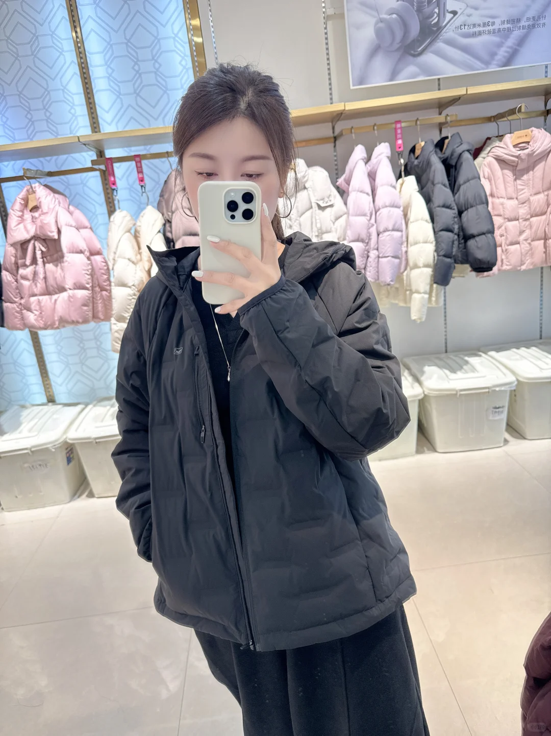 【爆款揭秘?】这件羽绒服竟然“缝”都没有?