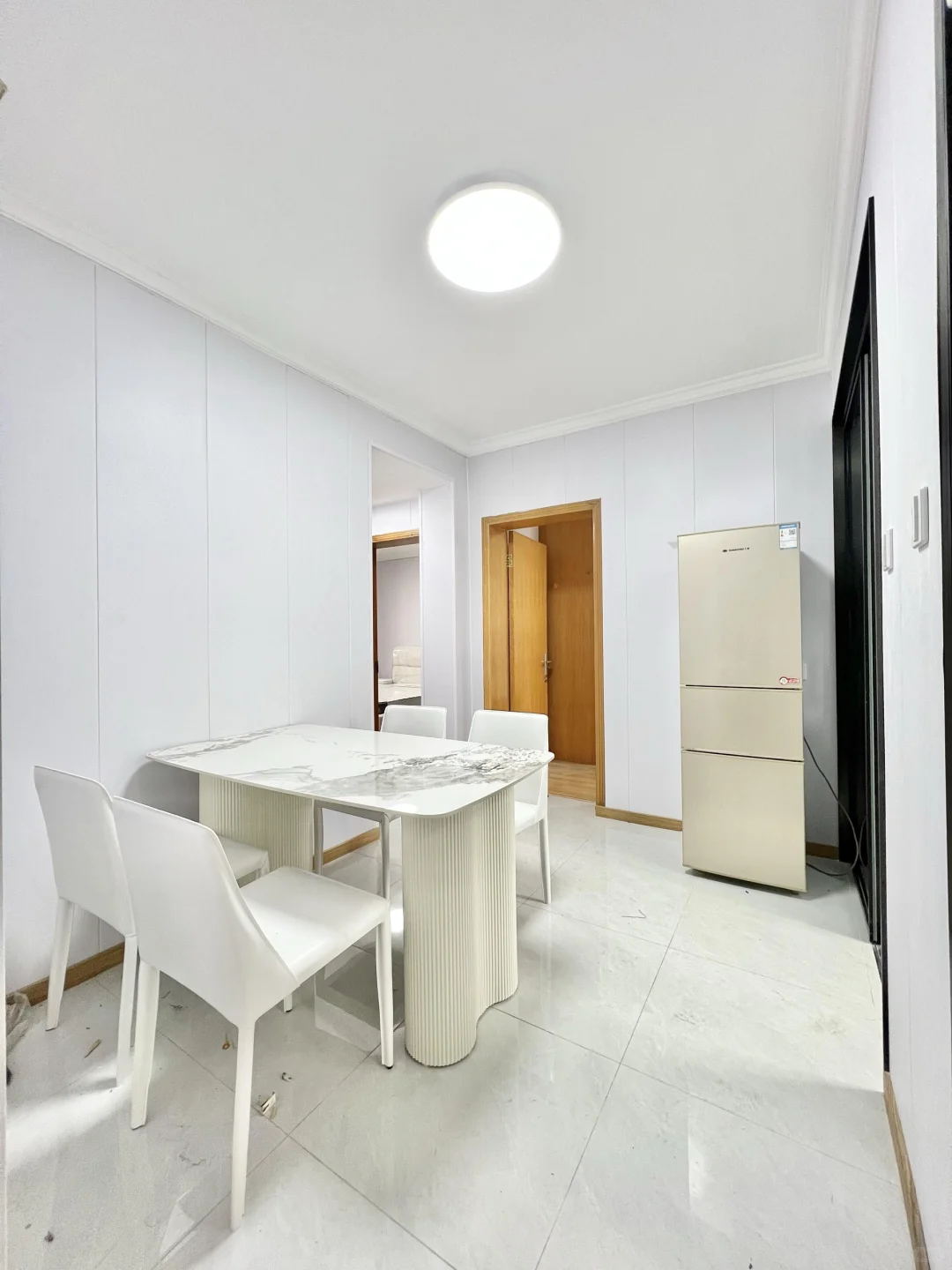 西湖区天目里旁整租三室一厅民水电燃气厨