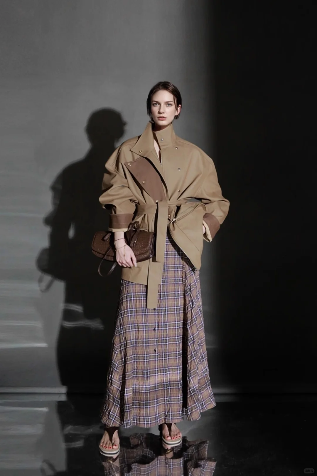 ?英伦风A字伞裙，时髦褶皱美炸了?