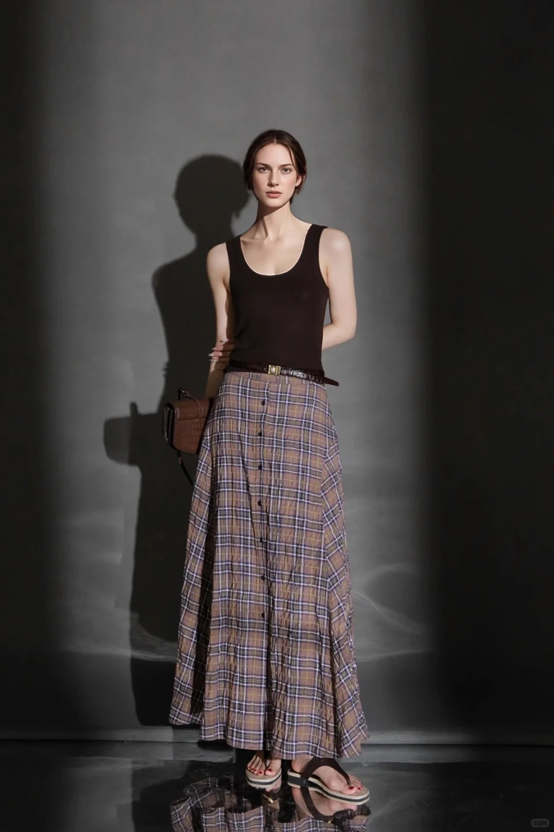 ?英伦风A字伞裙，时髦褶皱美炸了?