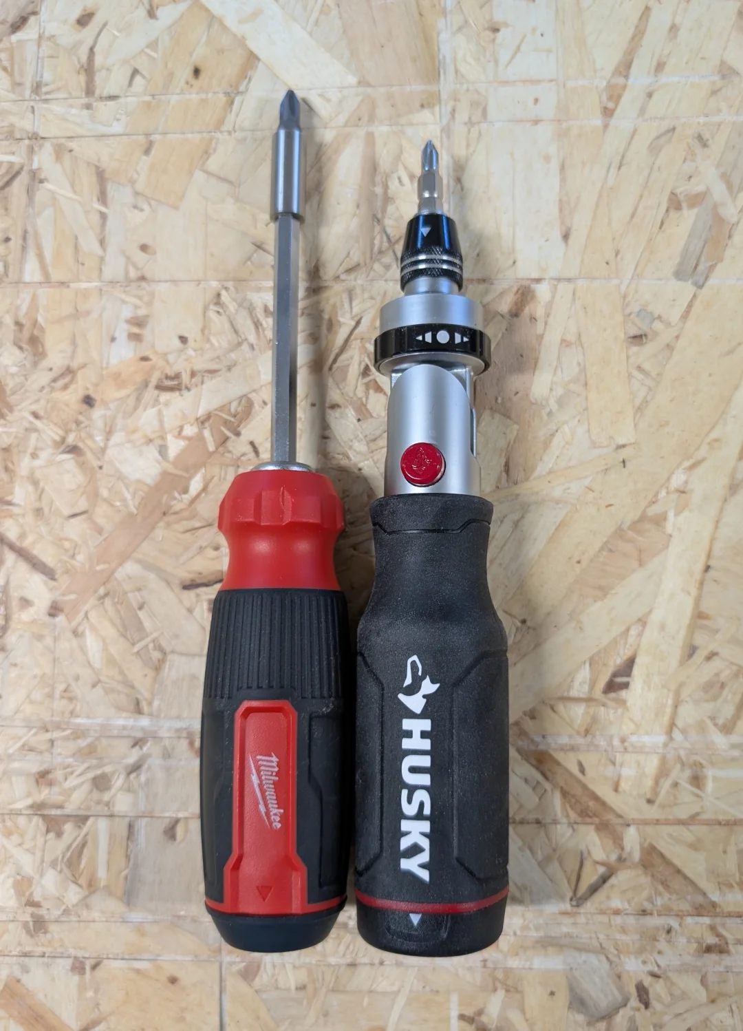 哈士奇棘轮螺丝刀