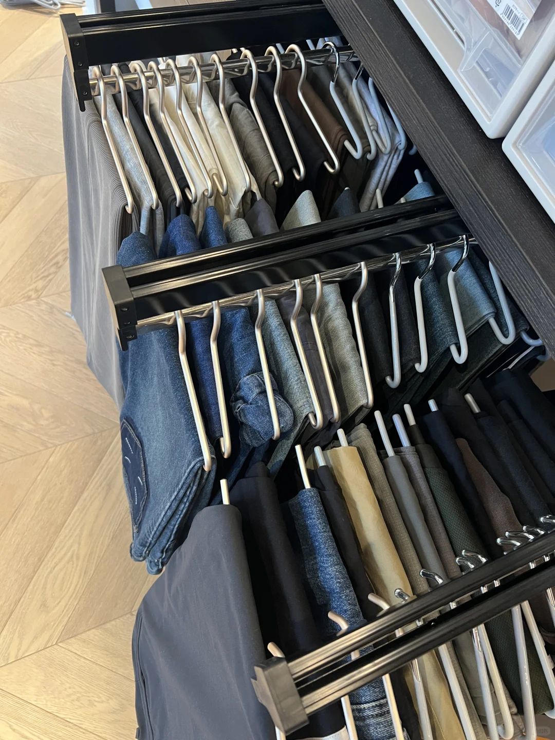 衣帽间这样设计 收纳直接翻倍！