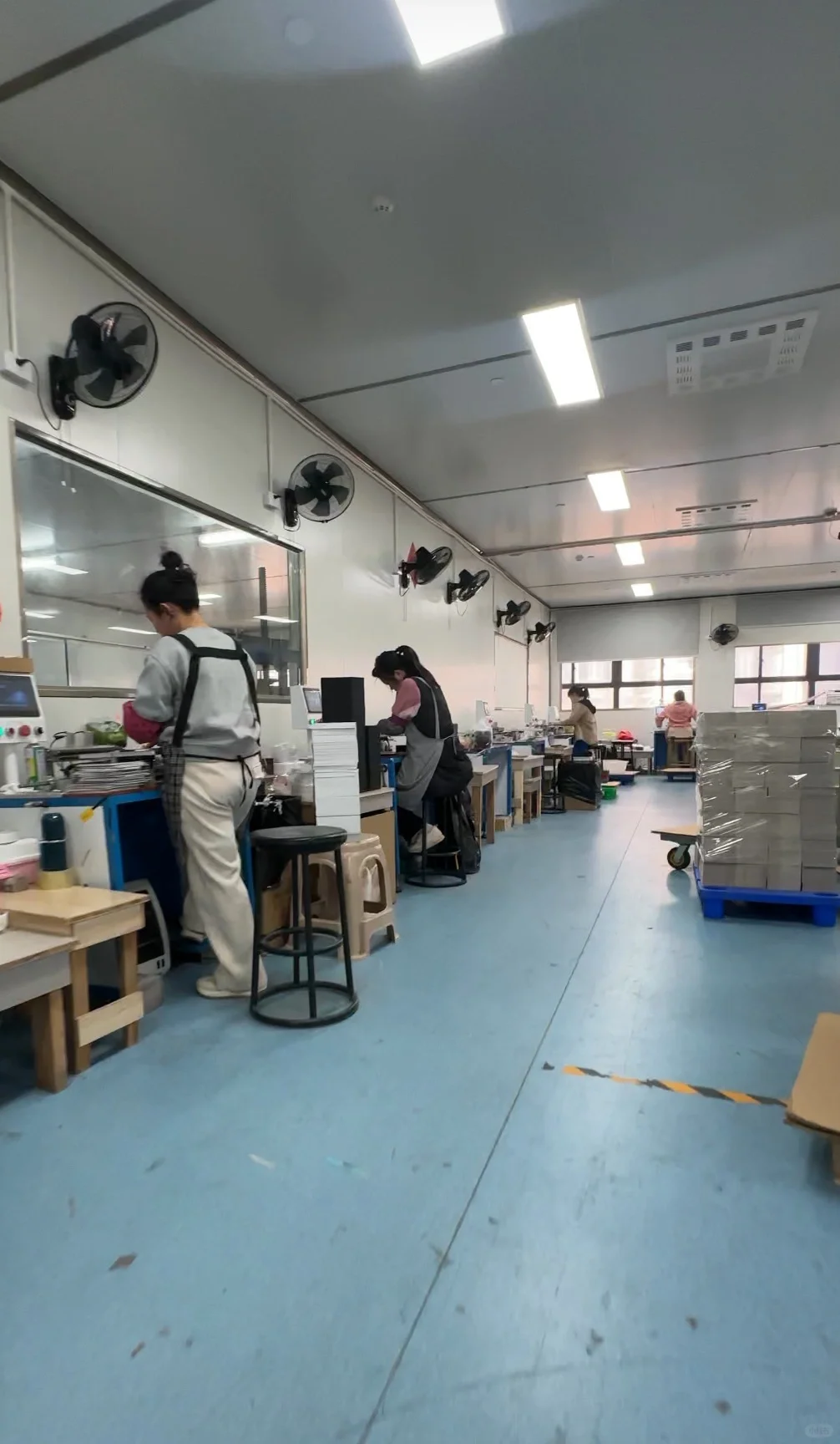 高清印刷+专属设计，定制色纸品质看得见！