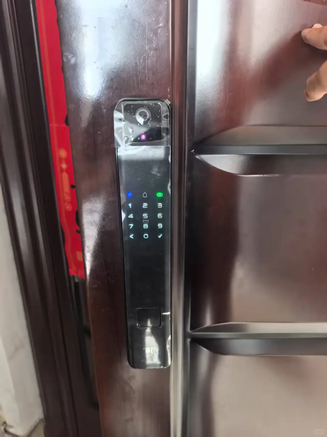 这款带监控的智能锁让小偷无处遁形