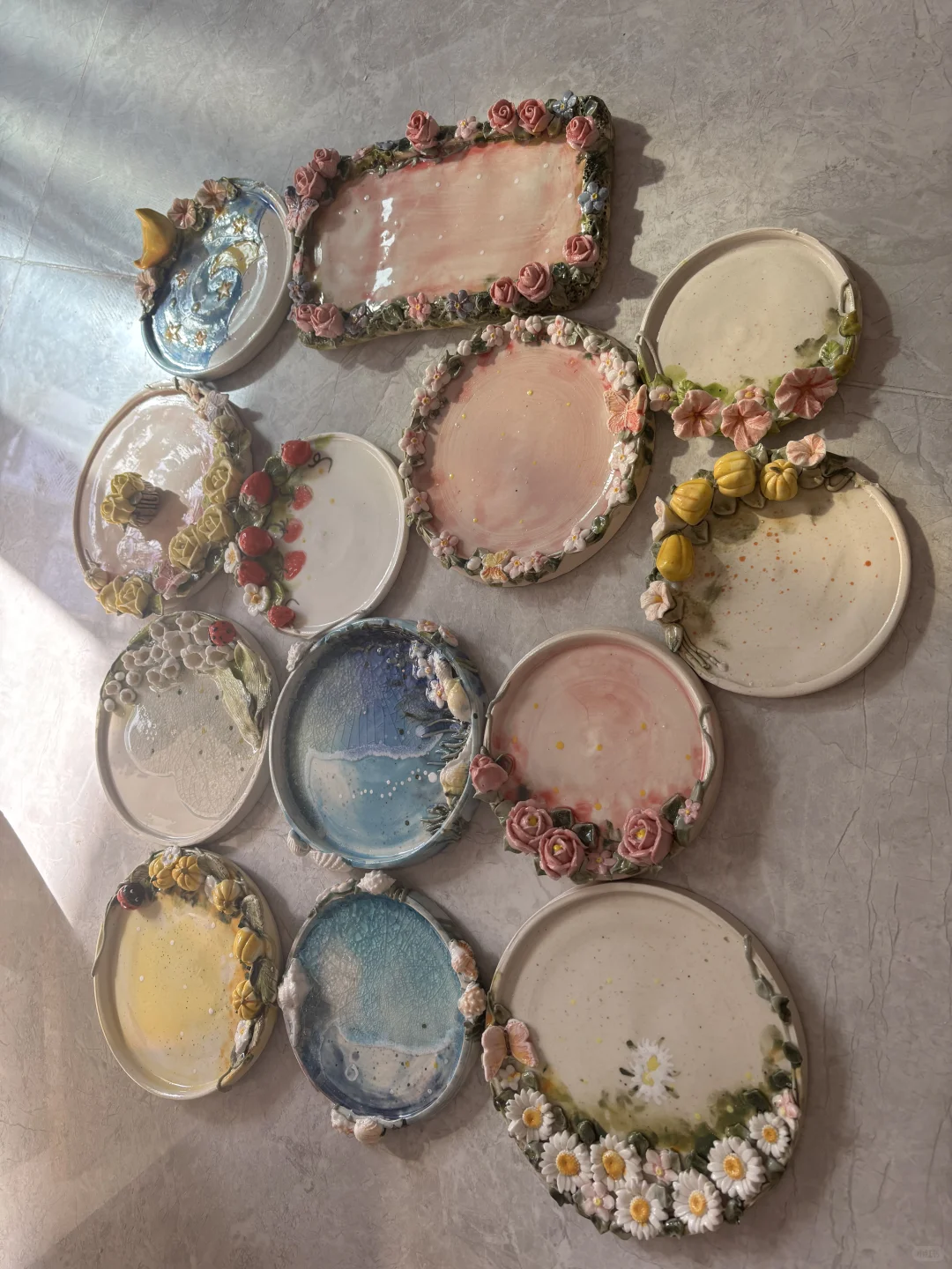 最近出窑的托盘合照