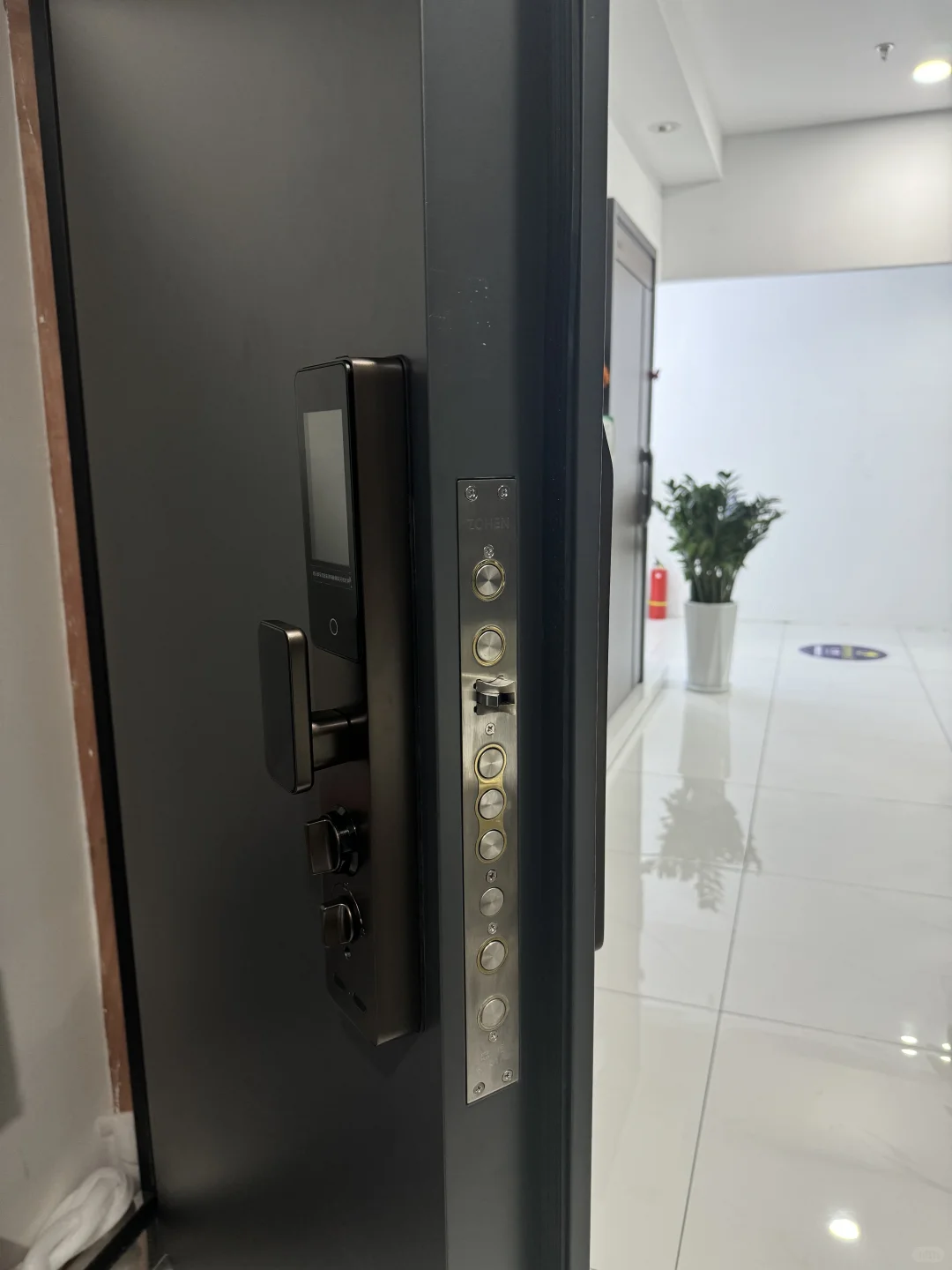 在北京1899真的可以搞定防盗门?