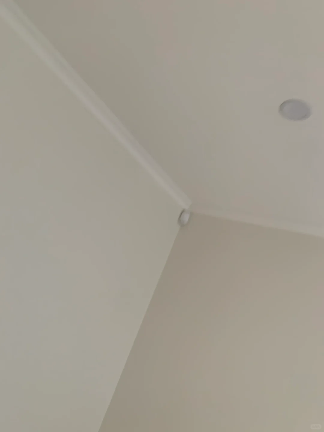 不要忽略室内红外报警器的作用，真的很重要