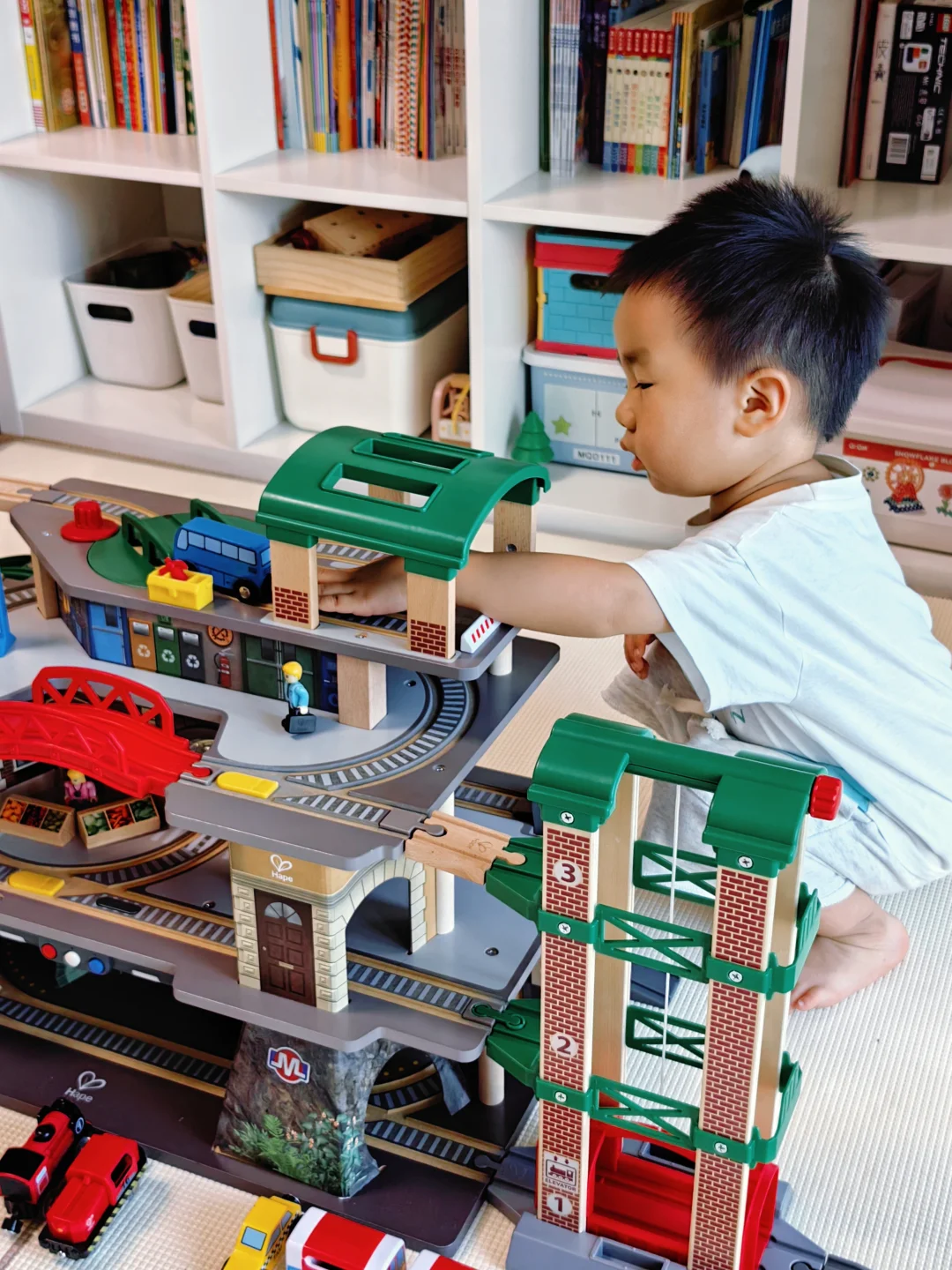 谢谢你，娃一整天没理我了…