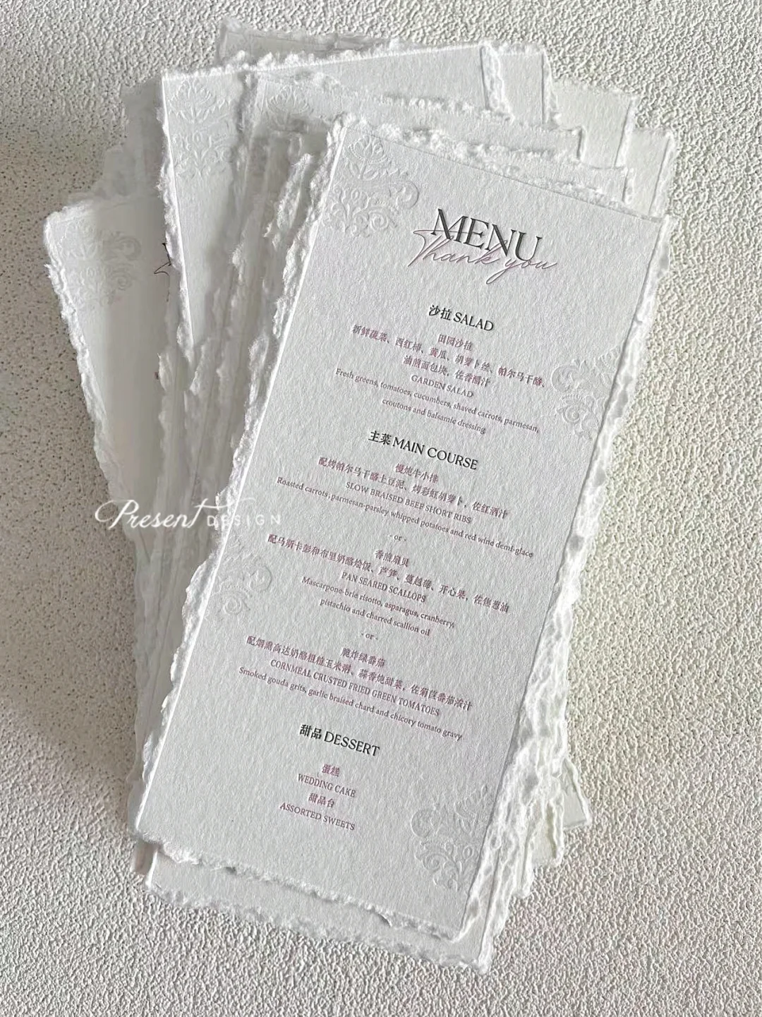 美爆了|客人定制了letterpress凹凸婚礼菜单