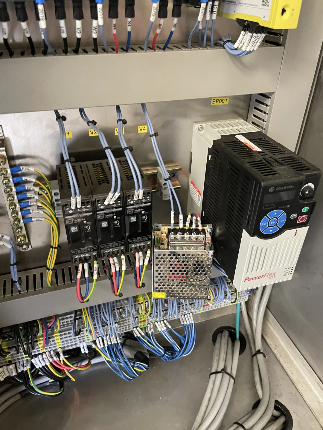 国内生产设备温哥华落地安装和调试