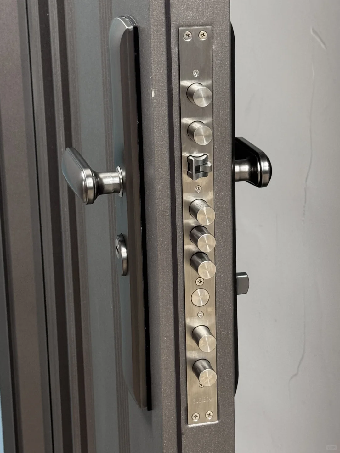 枪灰色不锈钢防盗门大门锁，大面板39✖️80