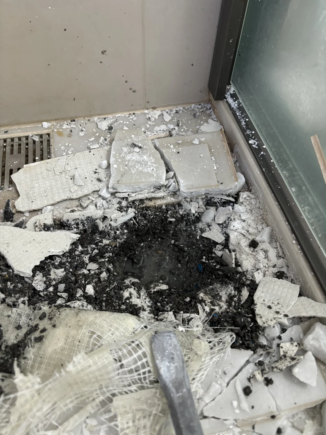 明明都做了防水还是漏水.