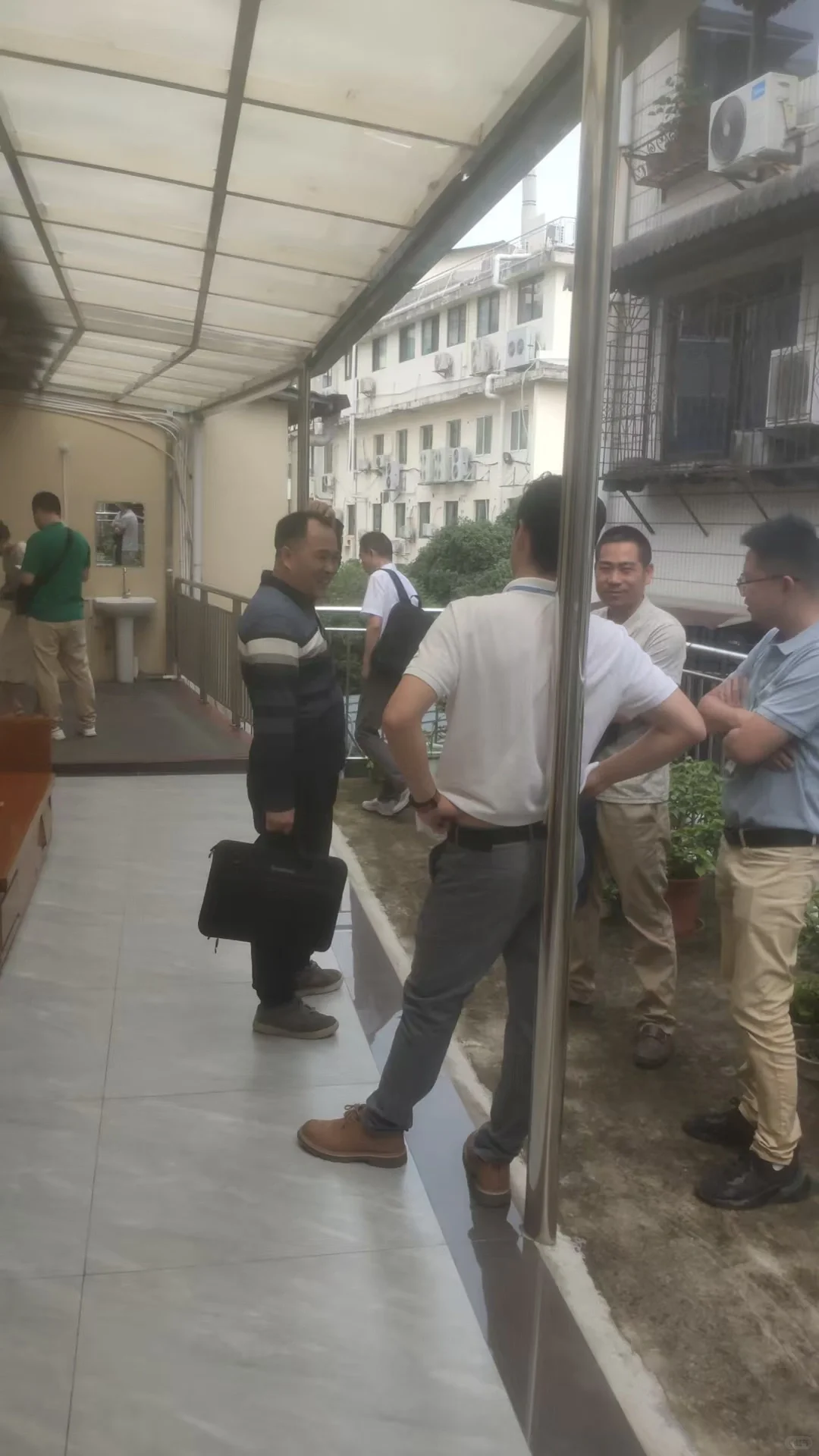 投标现场，全是售电公司的人