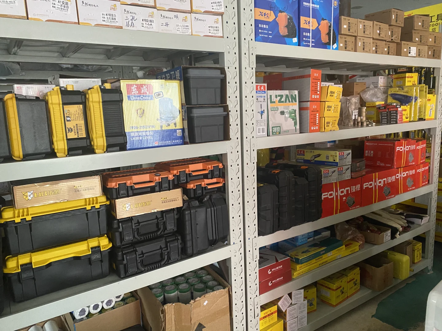 五金店摆货怎么摆