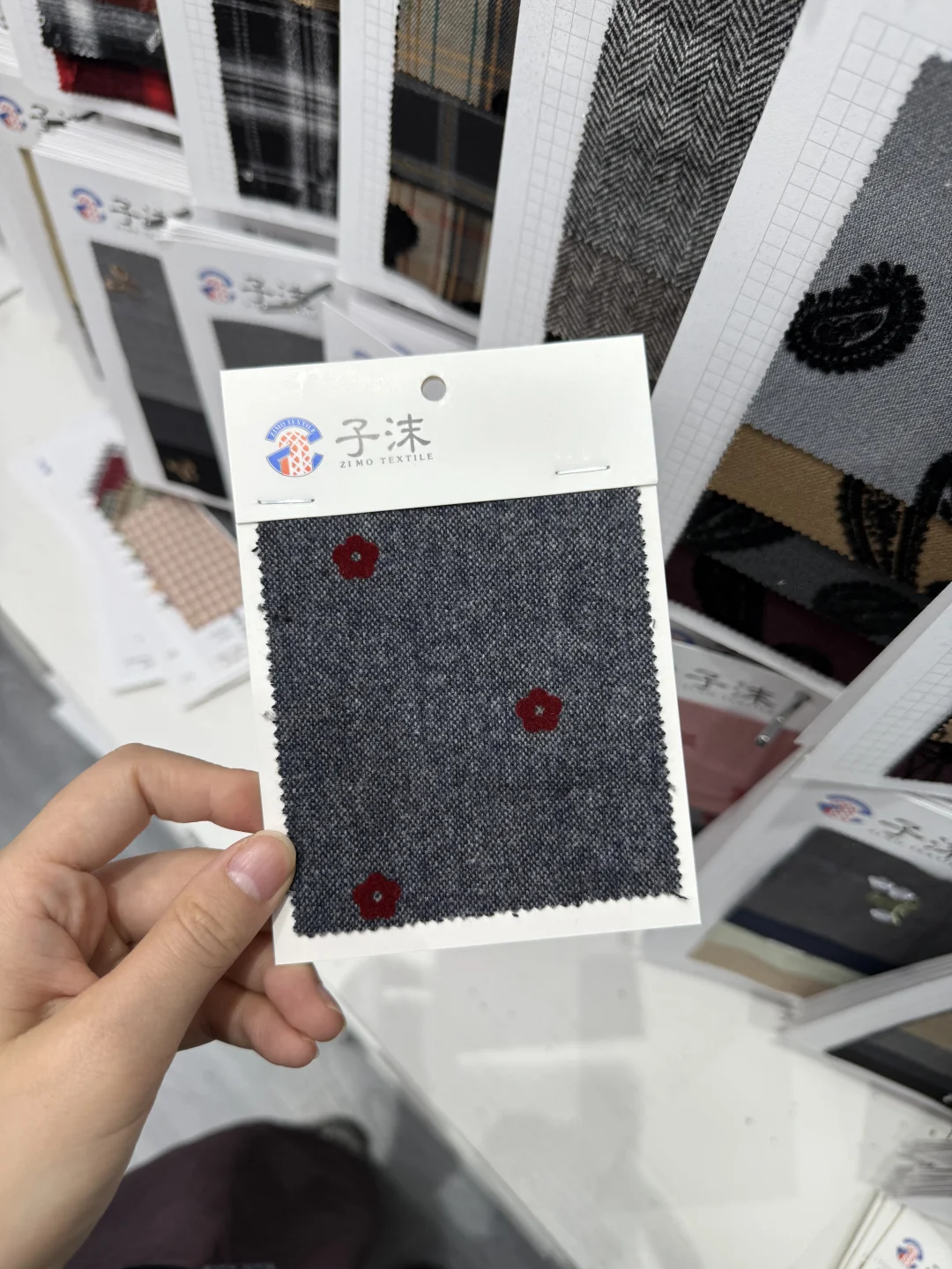 服装面料/秋冬毛呢植绒红绒彩绒面料