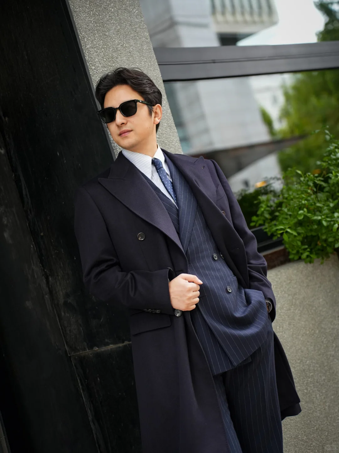 秋冬儒雅高智感｜不可少的藏蓝色羊绒大衣