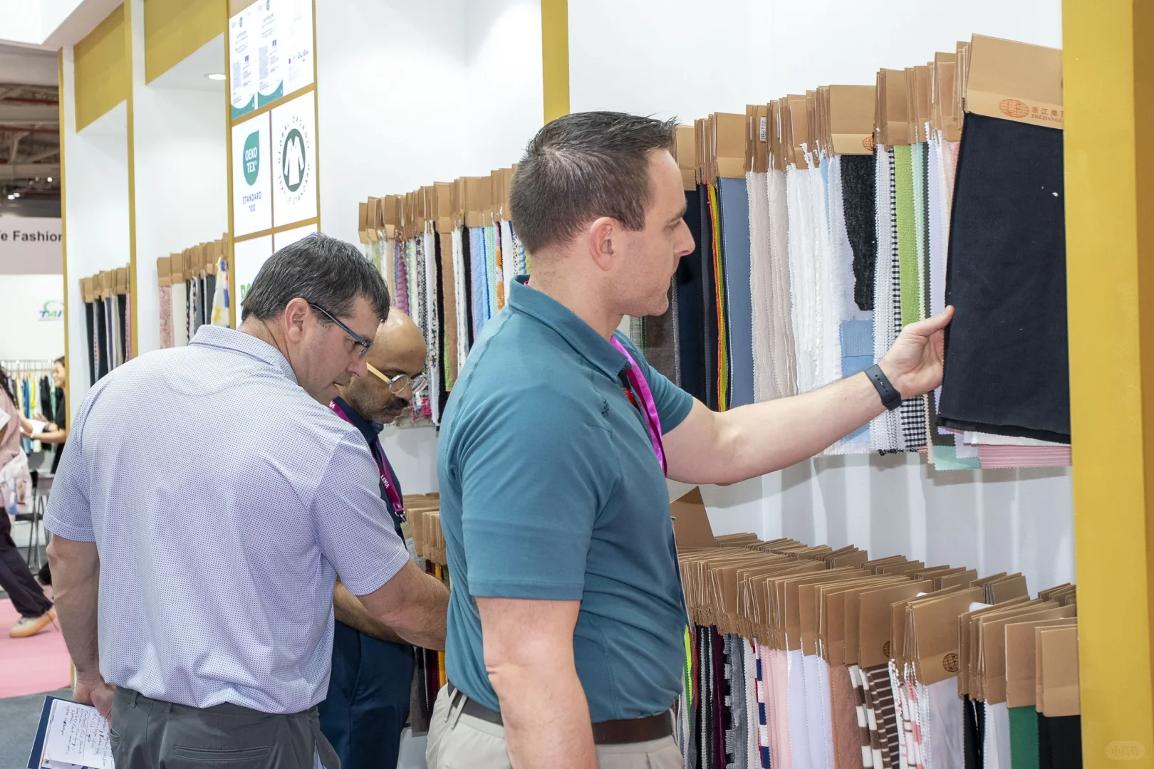 越南纺织业“强在成衣加工，弱在原材料”