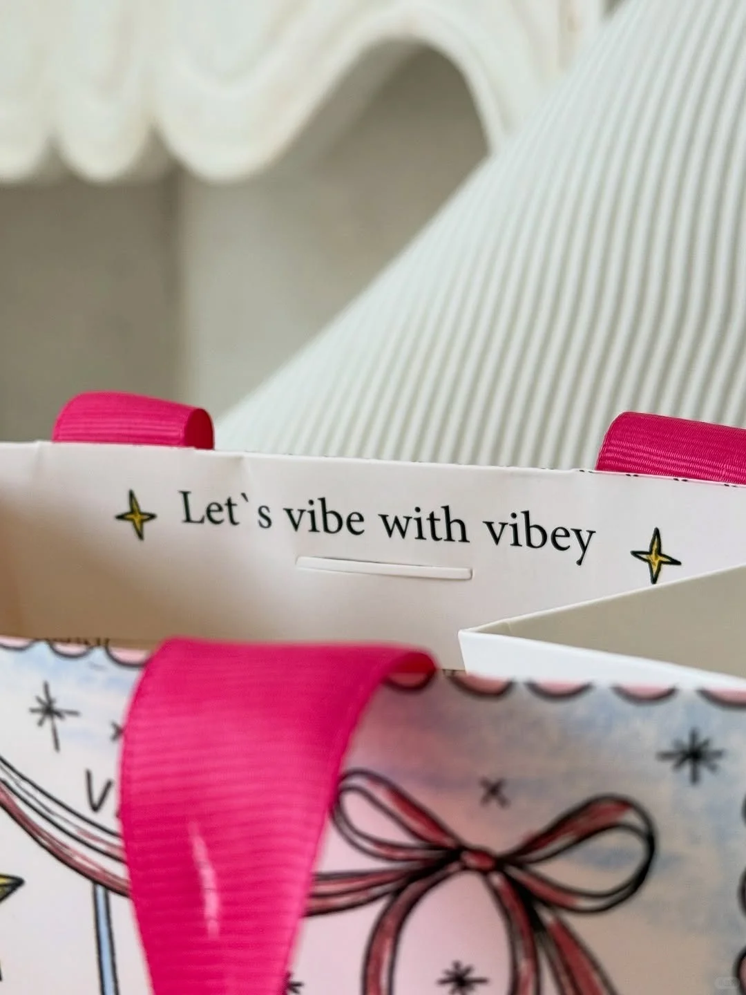 这套手绘风包装 拆开像闯进童话世界?