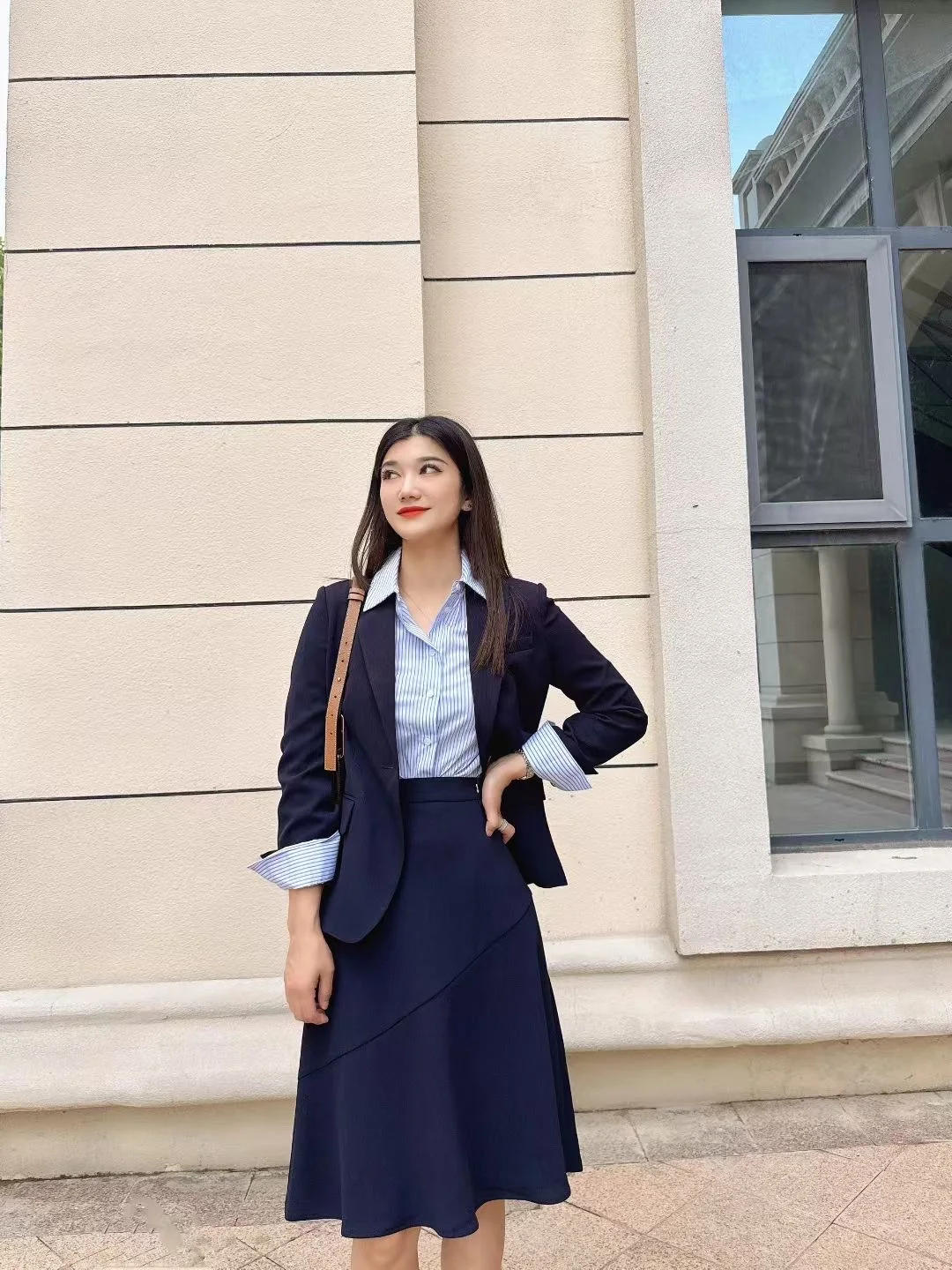 经典、智性、坚毅 对自我的精准预判， 是西装