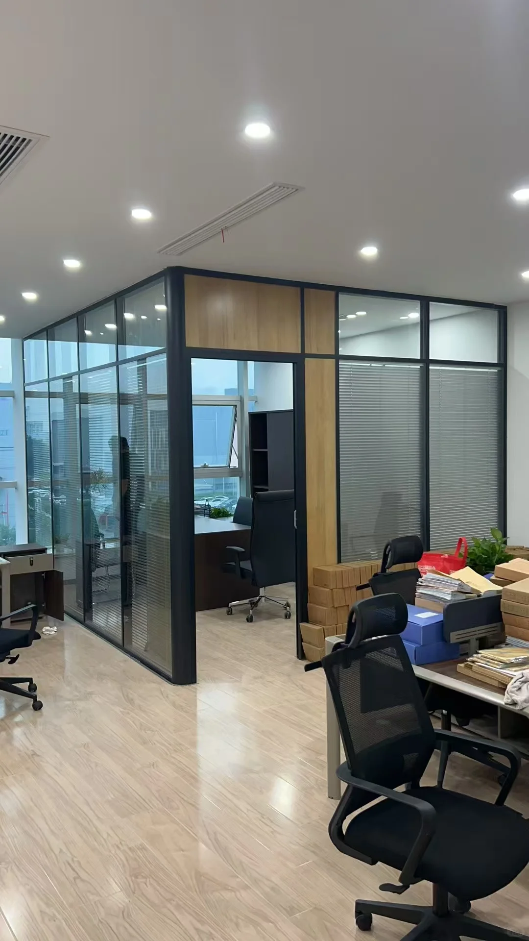 办公——双玻百叶隔断