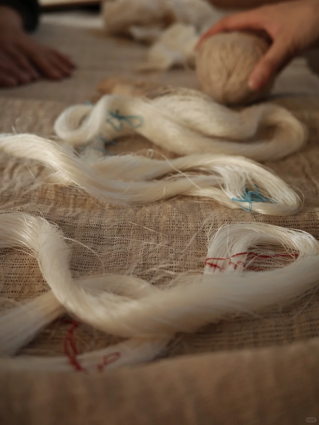 织布课里重要的一个环节 - 缫丝