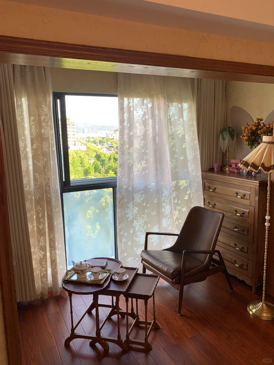 ????| 哪位大小姐的家速速认领！ ?