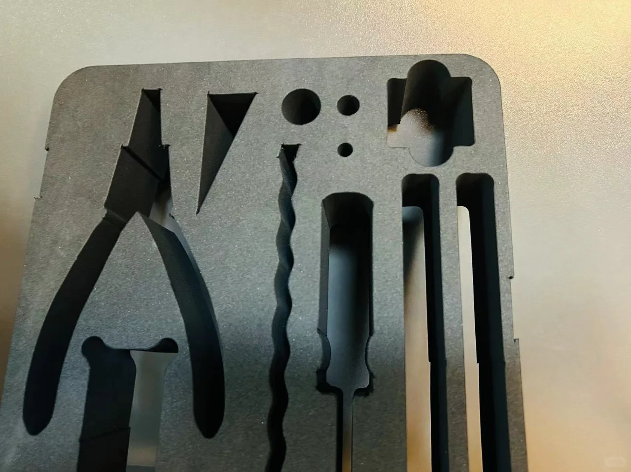 EVA泡棉全自动切割机，振动刀切割真的很好