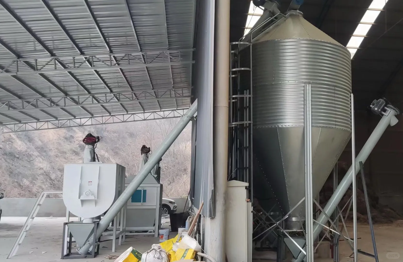 全自动整套饲料颗粒机组让养殖更高效