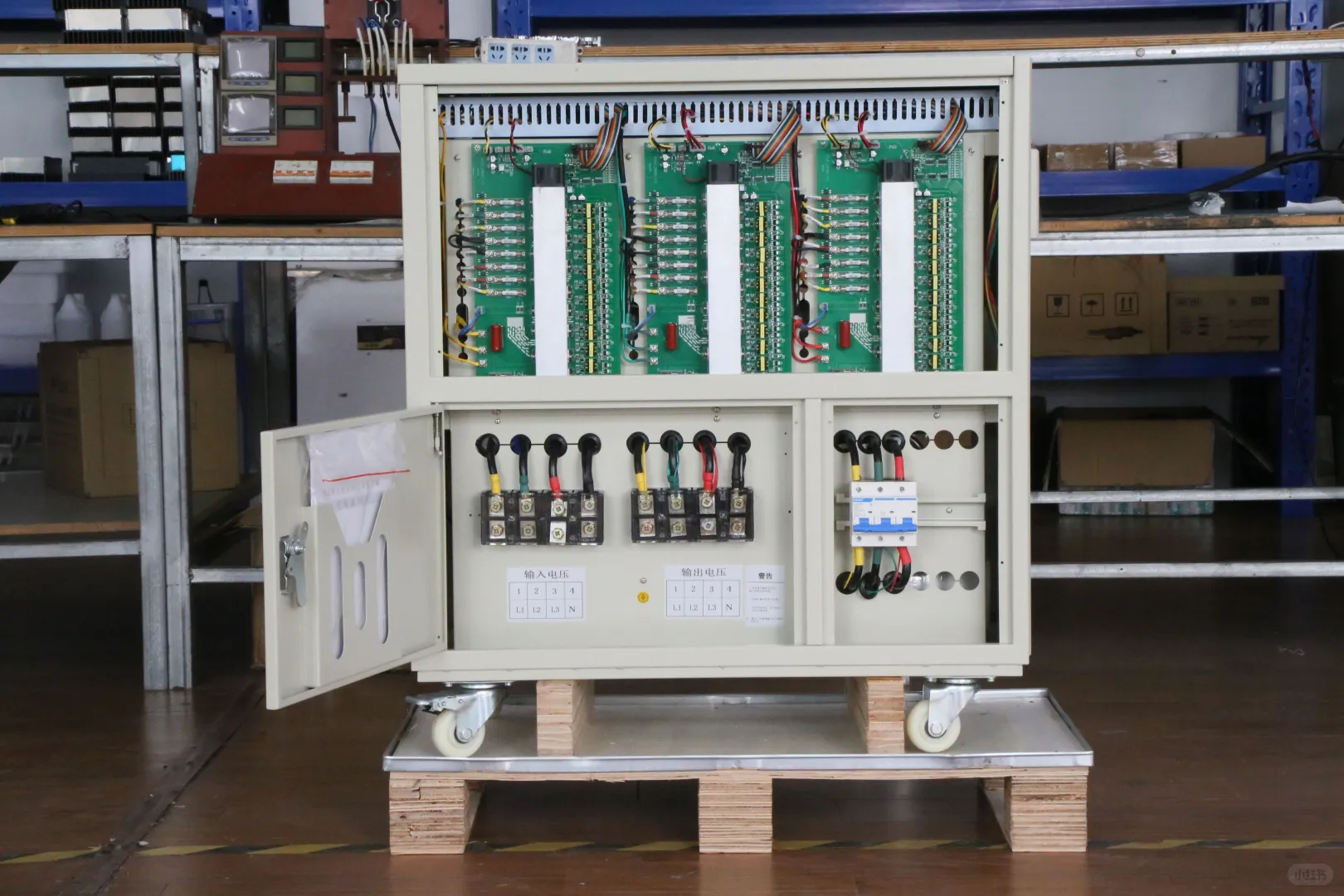 医疗设备如何选择稳压器