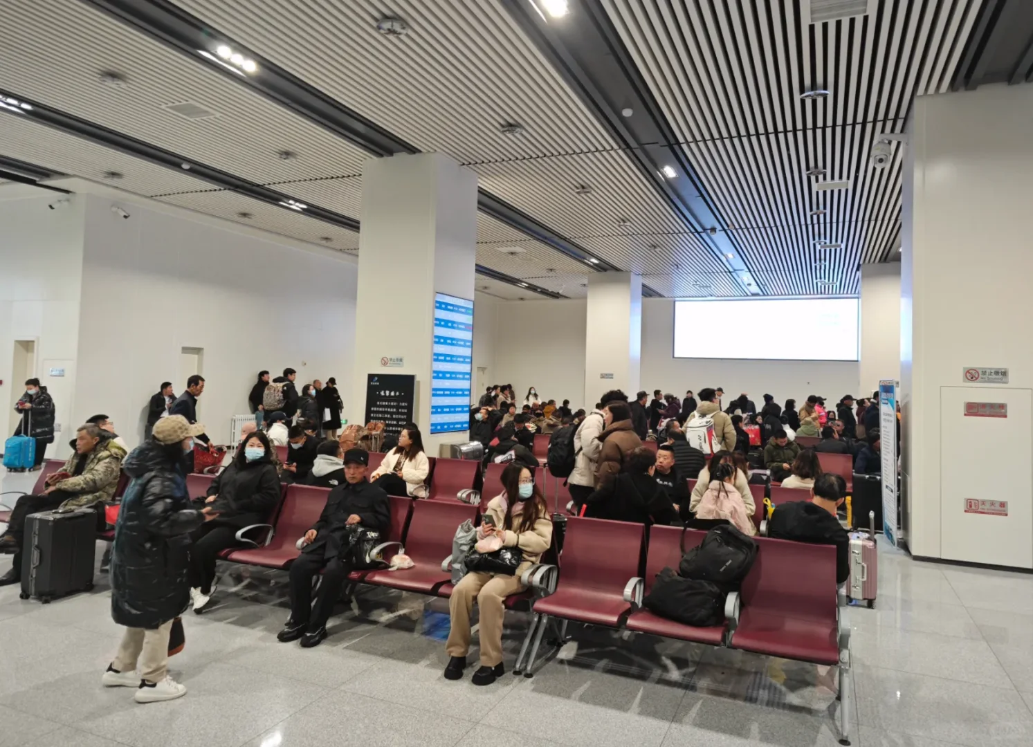 包头丨火车站大变样!