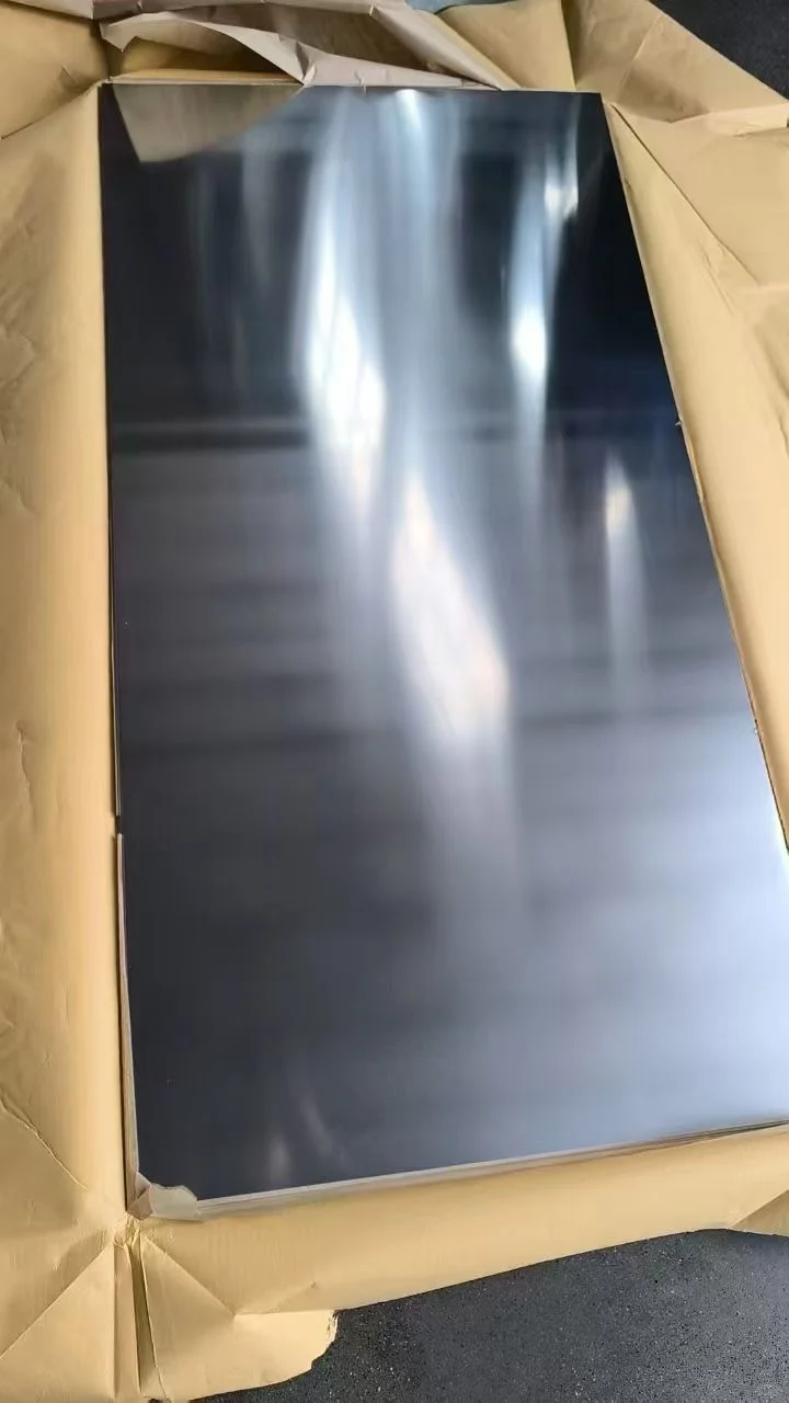 00后卖钢材的一天