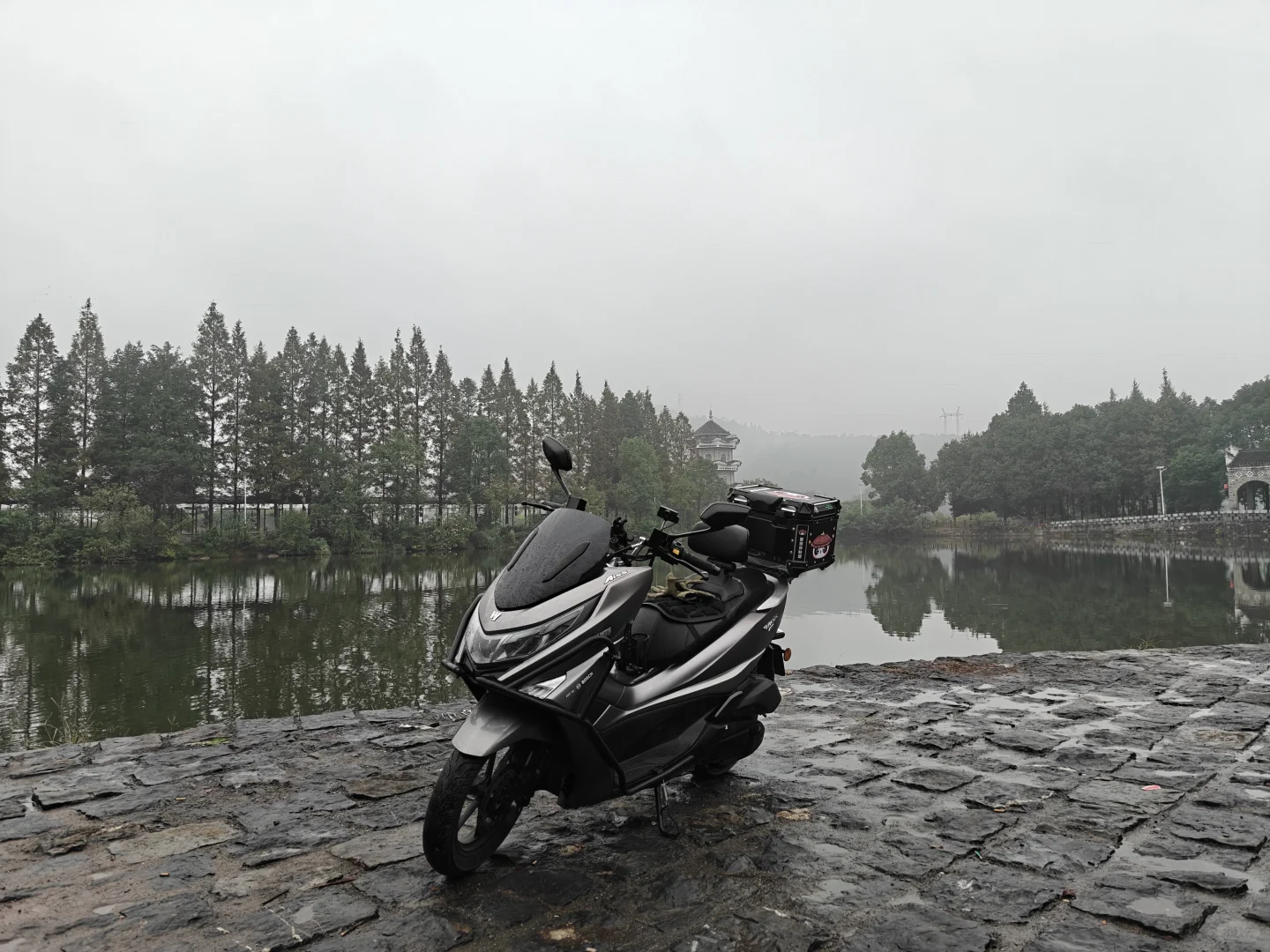 自己动手，加装凯威格加热手把，效果不错