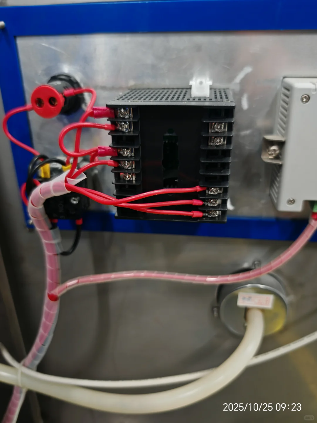 SW_C700系列智能温控器说明书和接线图