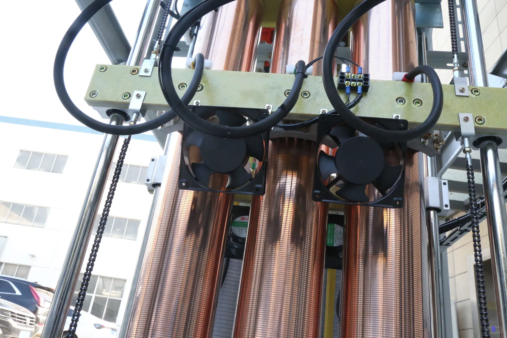 稳压器价格越高越好?这3点帮你避开陷阱