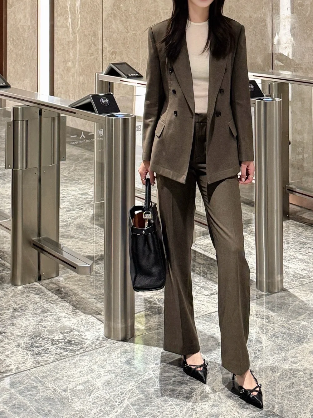 周一穿搭 通勤高智感