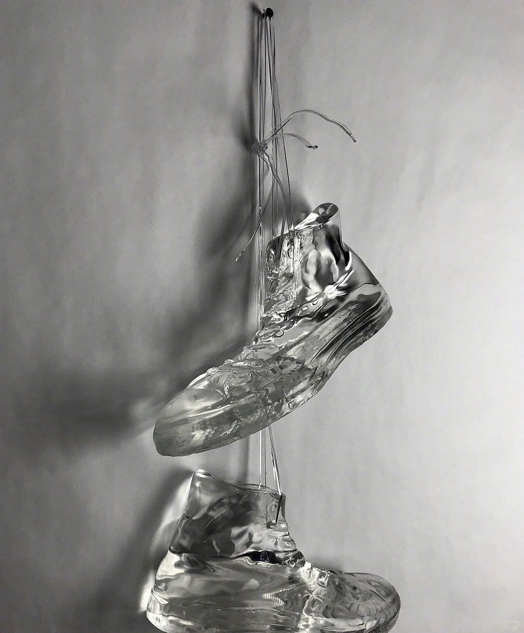 来自艺术家Chris Bakay透明树脂雕塑