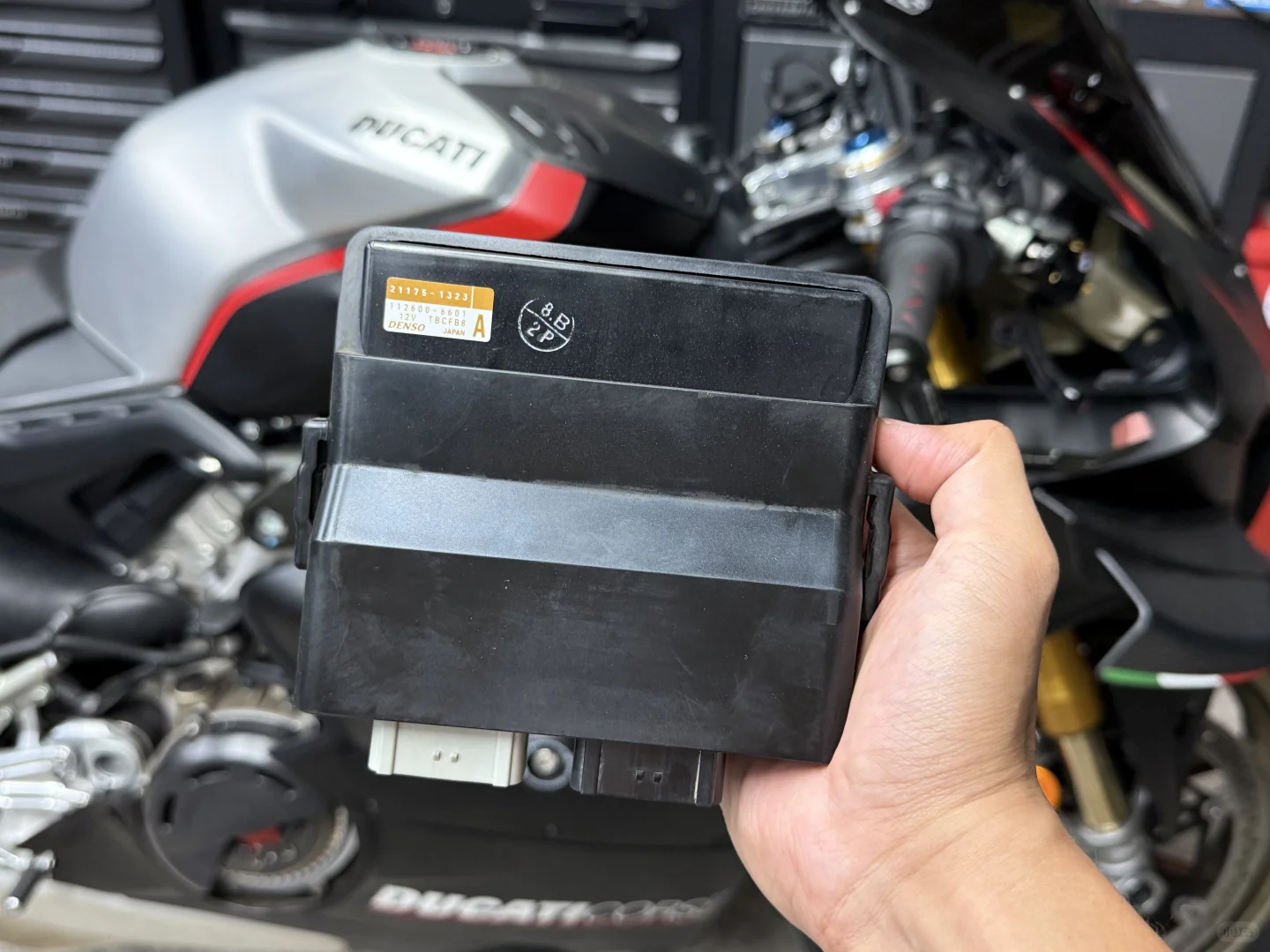 干干净净地刷个ECU