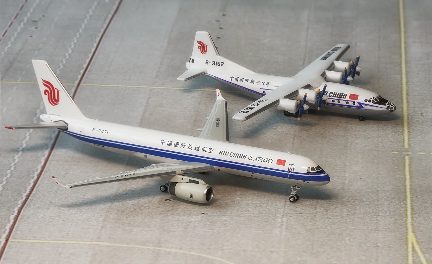1/400飞机模型，国航那些毛里毛气的货机