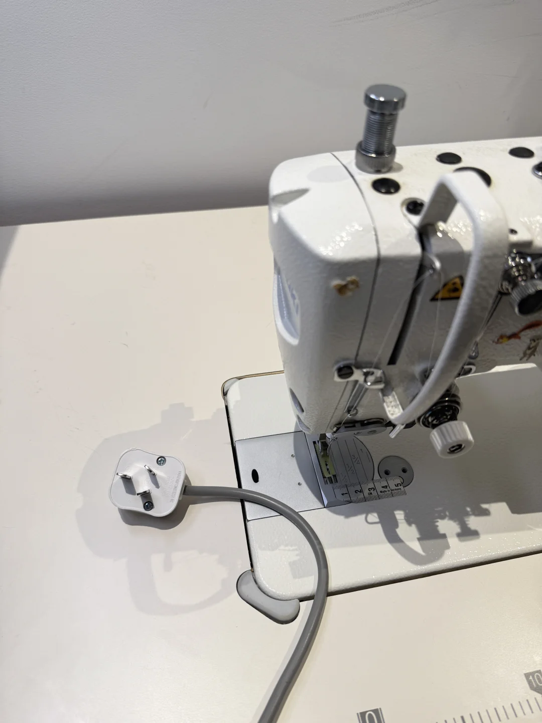 墨尔本工业缝纫机出租