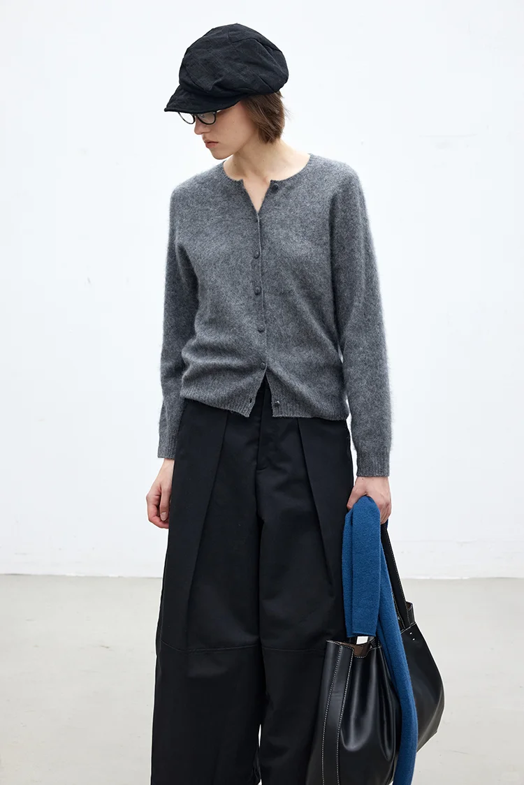 羊毛羊绒混纺|一体成型拉毛开衫