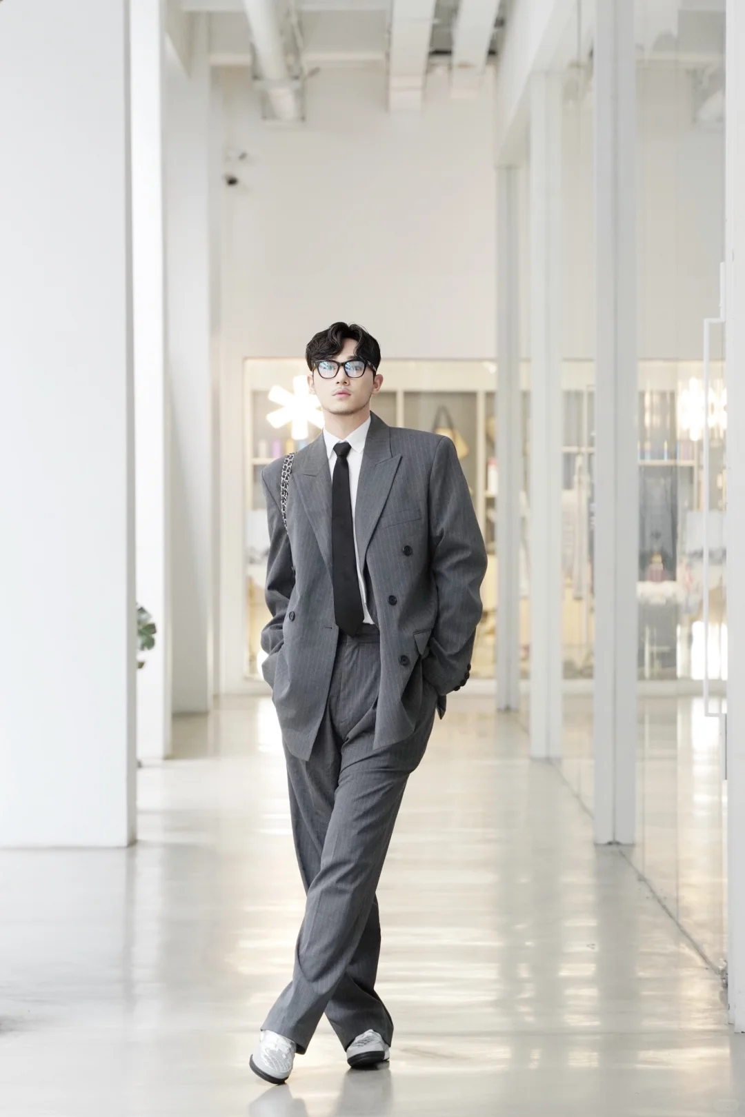 周日，高智风一下.?