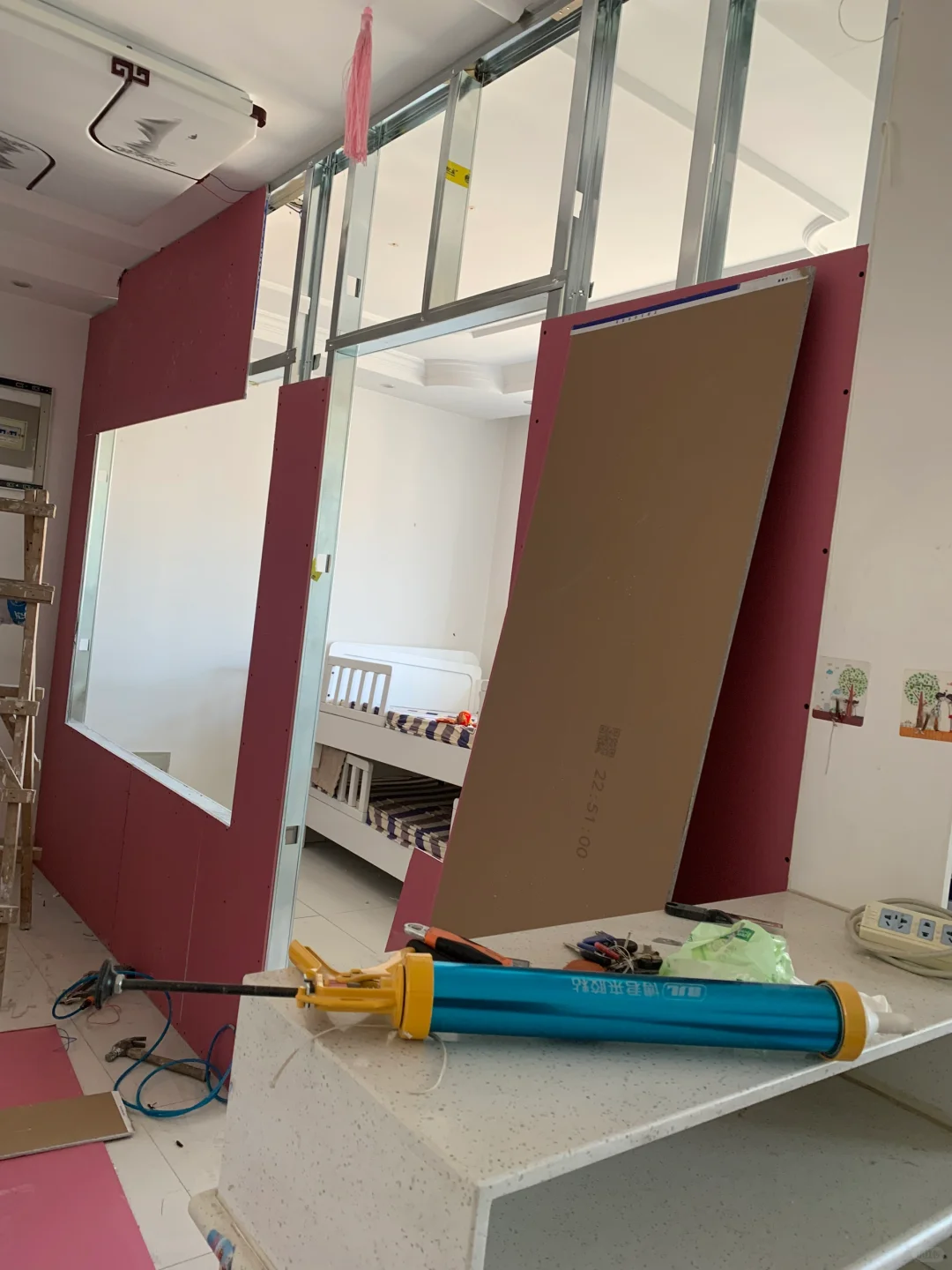 终于对你下手了