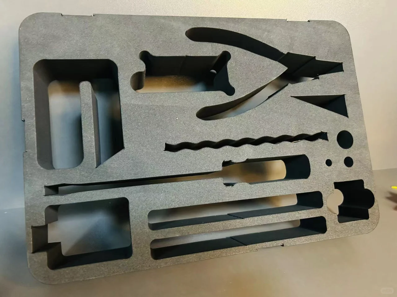 EVA泡棉全自动切割机，振动刀切割真的很好