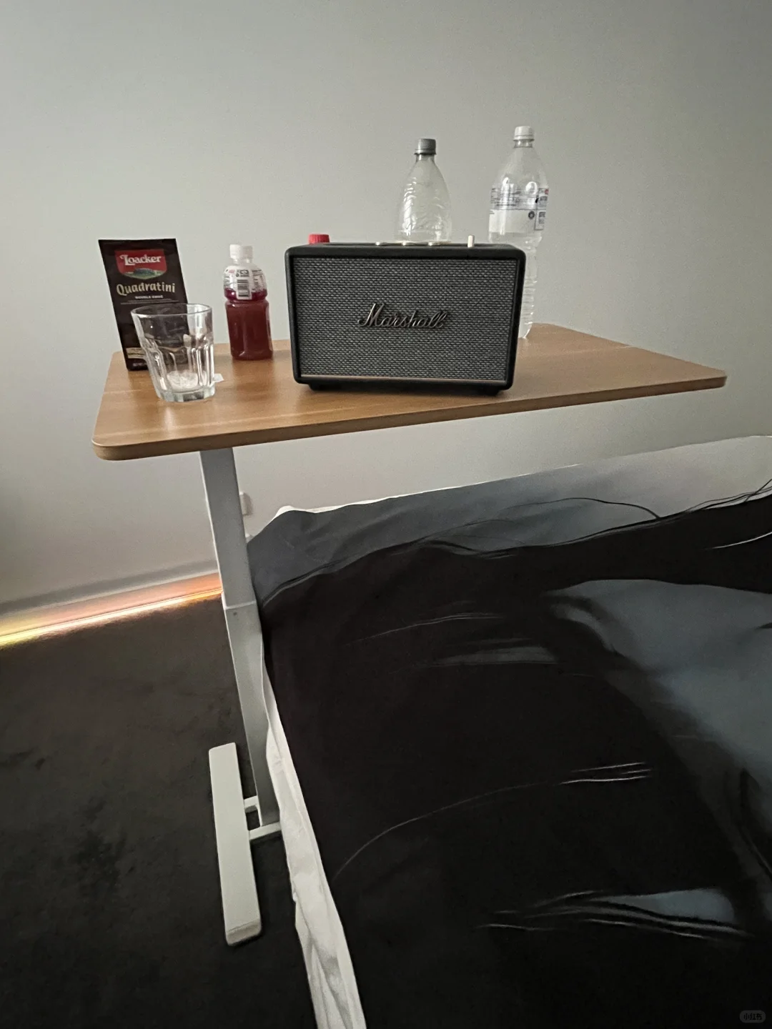 家里人抢着用的床边桌!太万能了