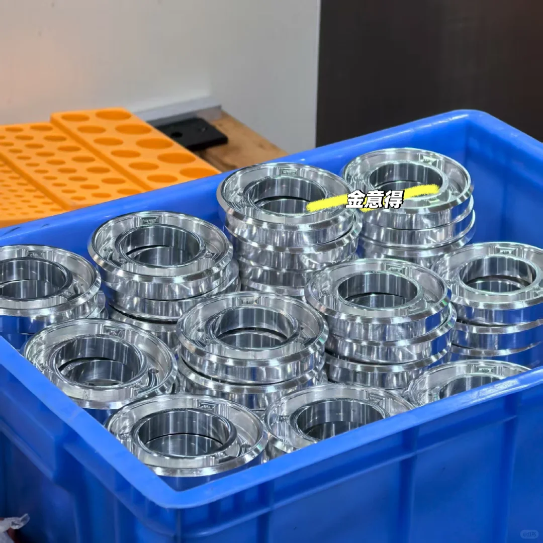 忙着把铝合金,硬质合金做成艺术品